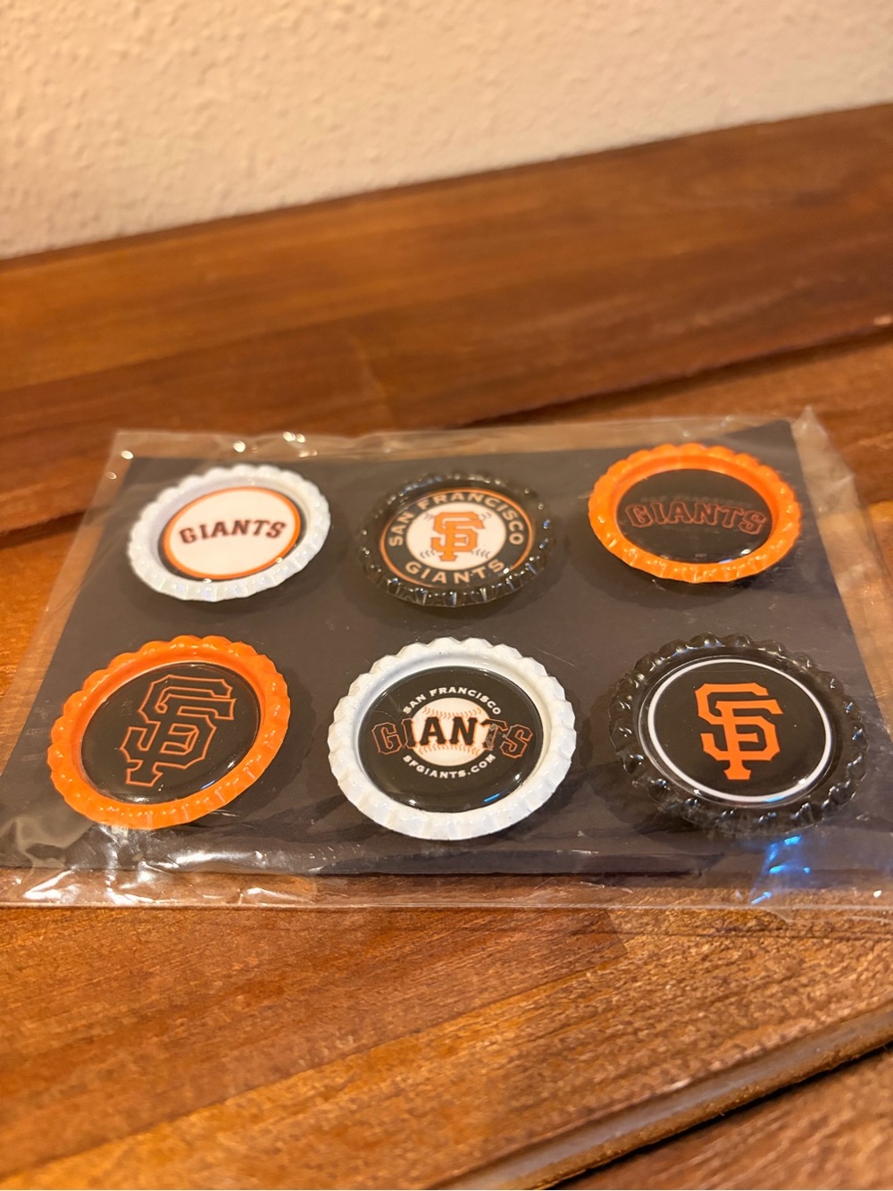 San Francisco Giants Bottle Cap Magnets - Orange & Black